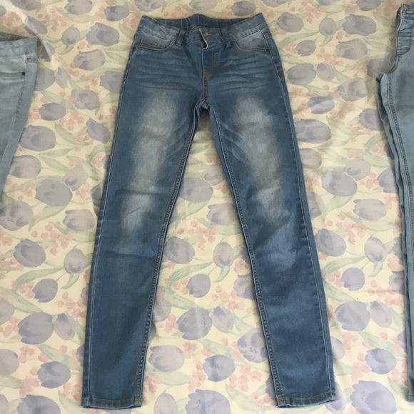 JEANS - Picture 3 of 4